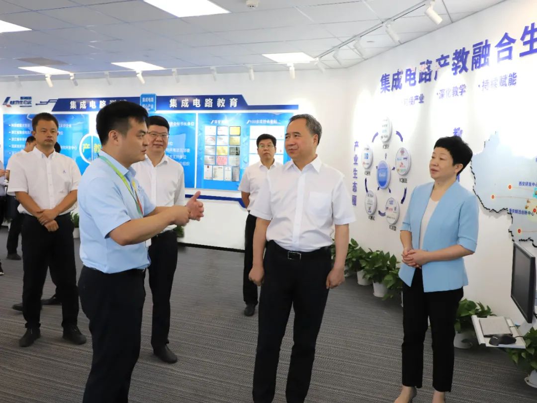 632c1afd2b3e1.jpg 11.jpg